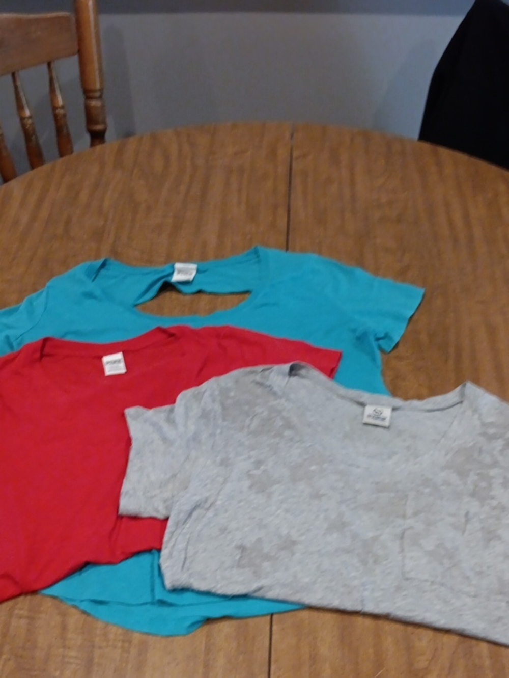 PINK Victoria's Secret Womens Short-Sleeve Tees - Red, Teal, Light Gray